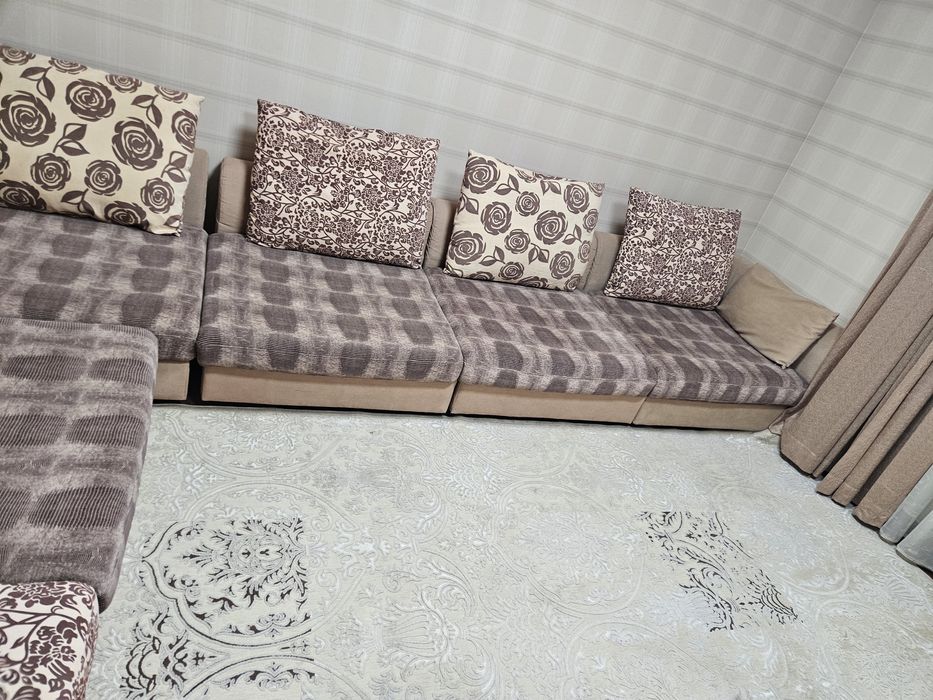 Продам угловой диван