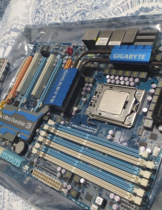 Комплект GYGABYTE GA-X58 UD5+I7-990X+18GB RAM+DEEPCOOL cooler
