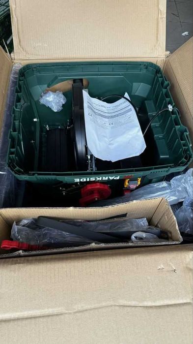 2200W Нов Дърводелски Циркуляр Parkside PTKS Настолен Диск 255мм