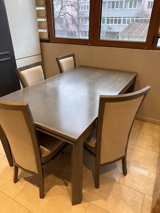 Маса и столове .Масив