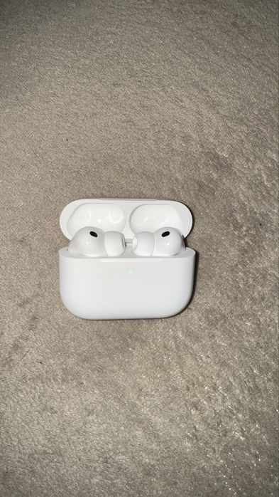 Airpods Pro 3 with MagSafe case (usb-c)