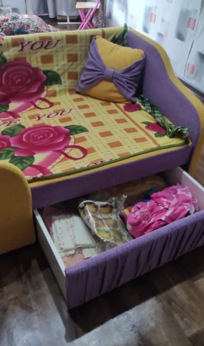 Подам детскую кровать