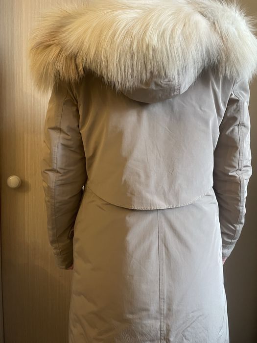 Продам парку с нат.мехом