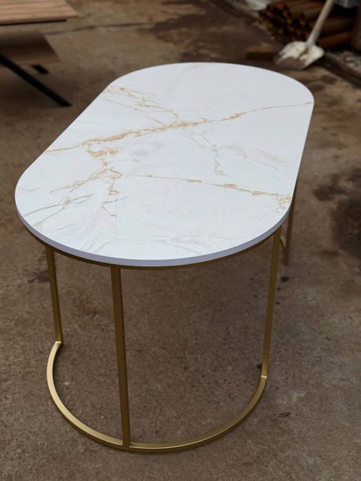 Овальный журнальный столик в стиле Лофт