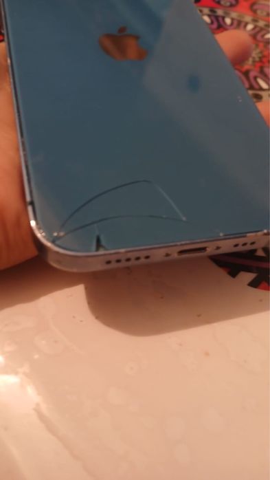 IPhone  13 синий