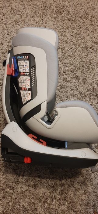 Scaun auto Chicco Isofix 0+