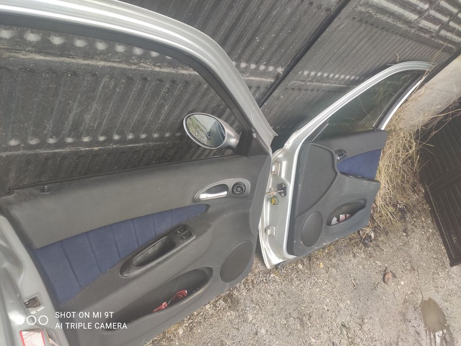 Предни врати за alfa romeo 156 алфа Ромео 156 предна врата дясна  лява