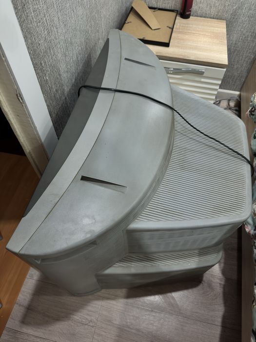 Продам телевизор