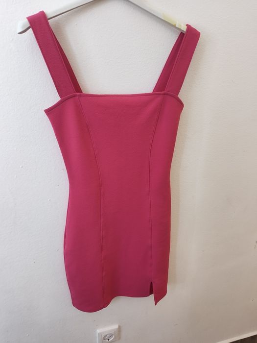 Рокля H&M 34-ти размер ( хс)