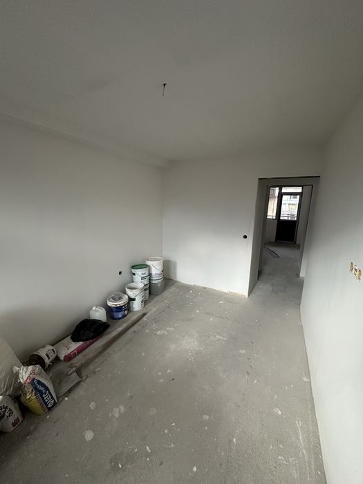 Продава се Тристаен апартамент в Дупница - 73 кв.м за 1028 €/кв.м - Снимка #3