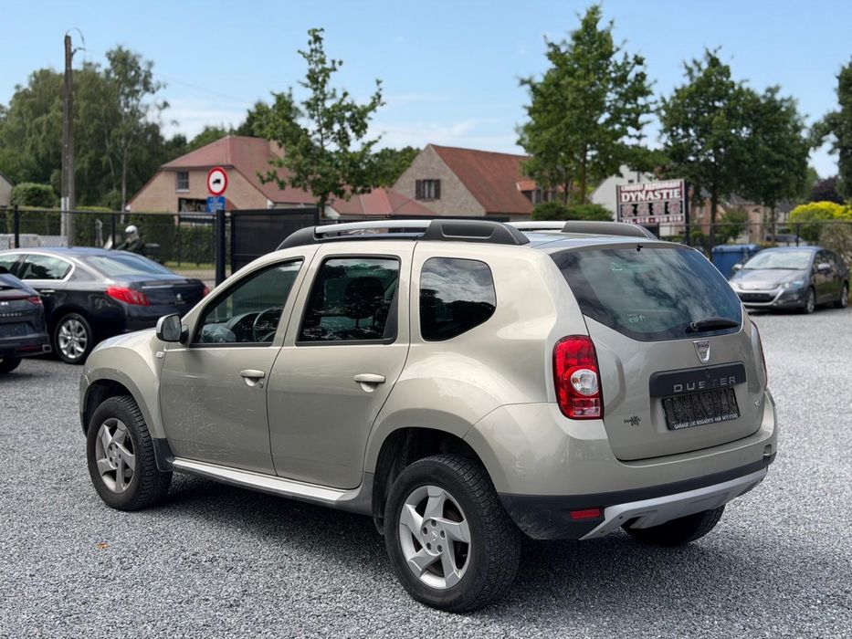 DACIA Duster 2011 — imagine 4