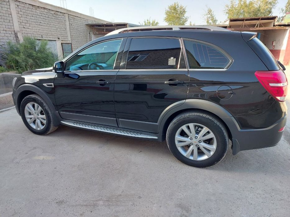 Chevrolet Captiva 4