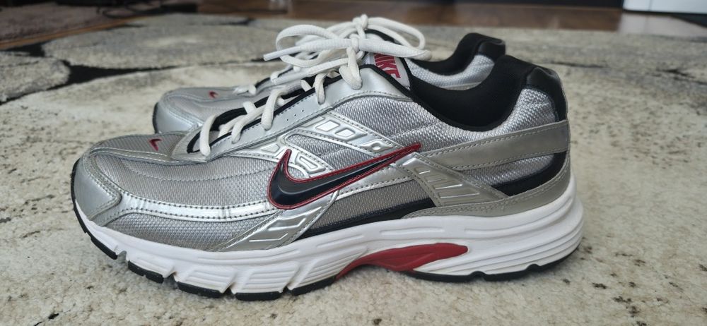 КАТО НОВИ! Маратонки Nike Initiator