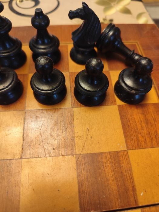 Set șah vechi cu cutie