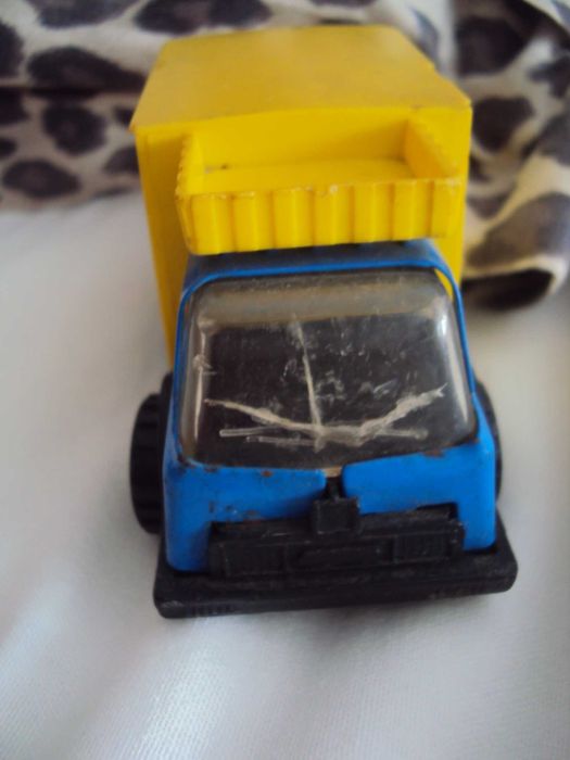 Камиончета Микро Мир. От 1984 година