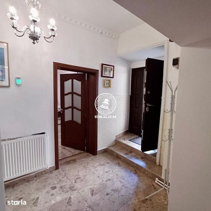 Apartament 3 camere Centru — fotografia 3