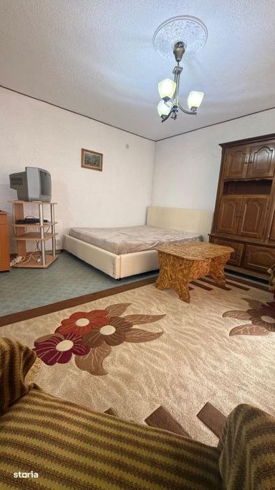 Garsoniera spatioasa cu balcon – Strada Lupeni, Ploiesti | Etaj 1 |