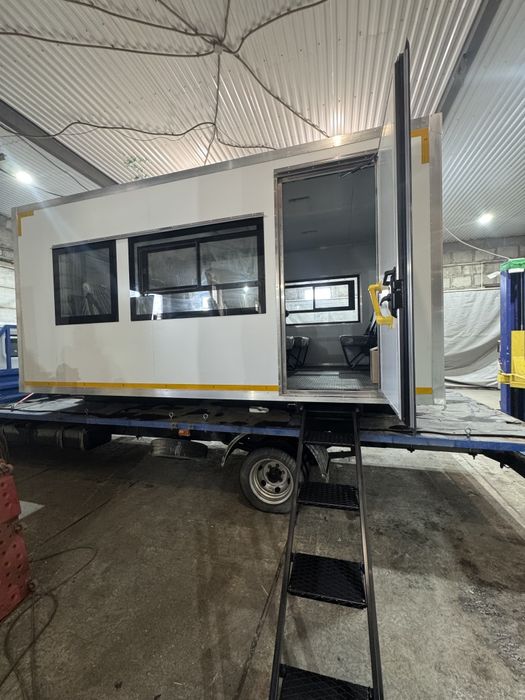 Транспортно-Бытовой фургон