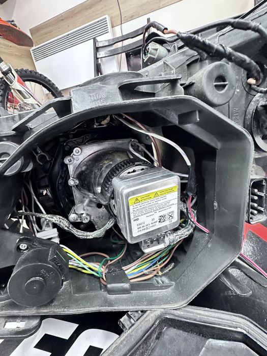 Фарове  БМВ Е 60