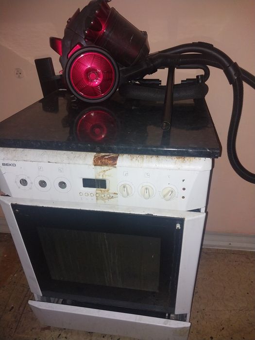 Плитка и пылесос