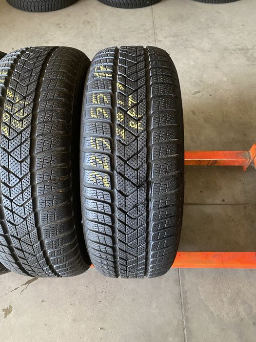 Anvelope iarna 225/55/17 Pirelli Sottozero 3 RFT 225 55 17 R17