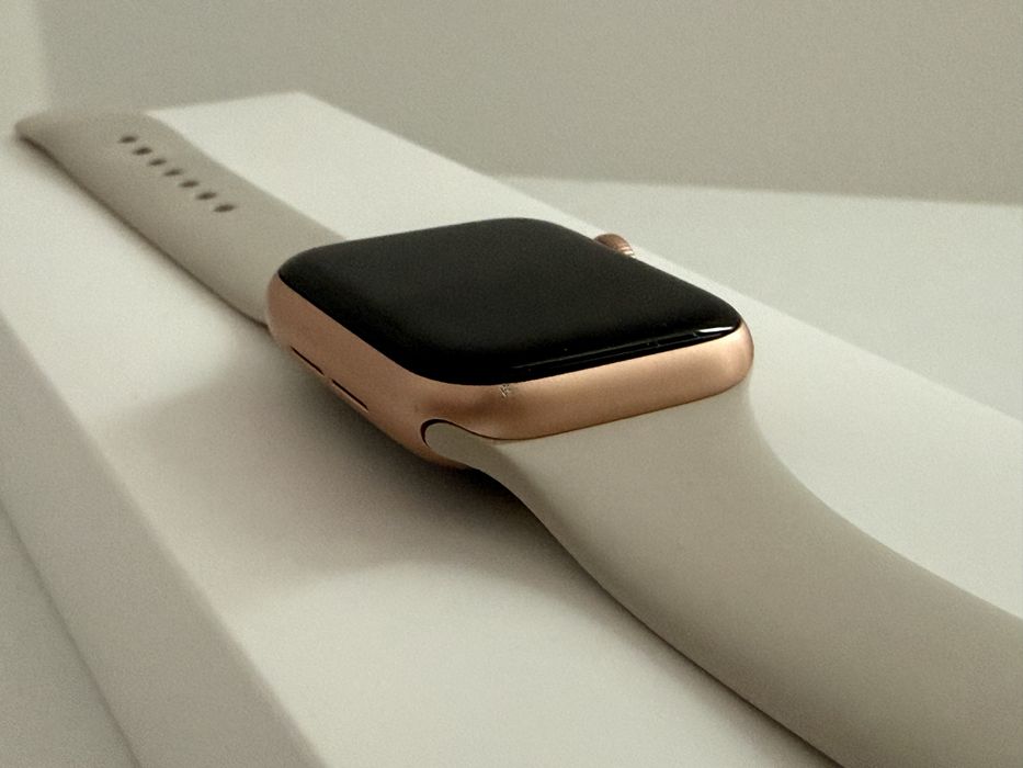 Apple Watch SE 2020