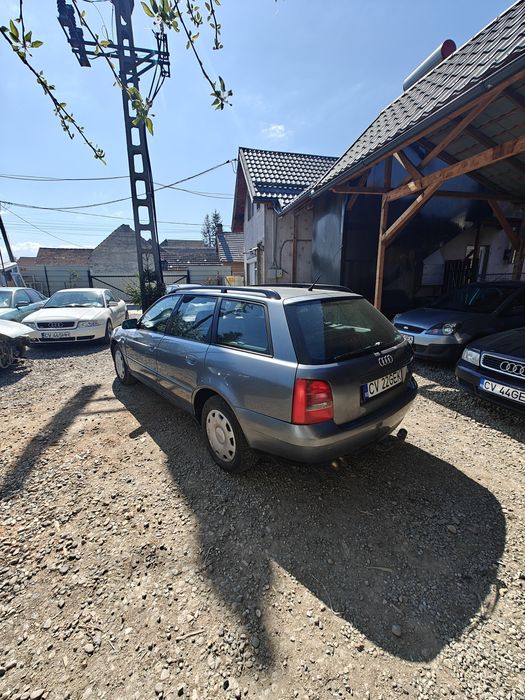 AUDI A4 2001 — imagine 3