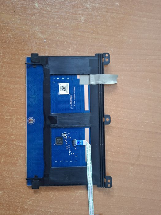 Vand ram 8 gb 3200 mhz si ssd 512 gb