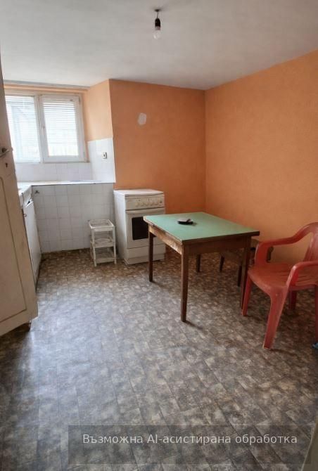 Къща в района на Нептун!