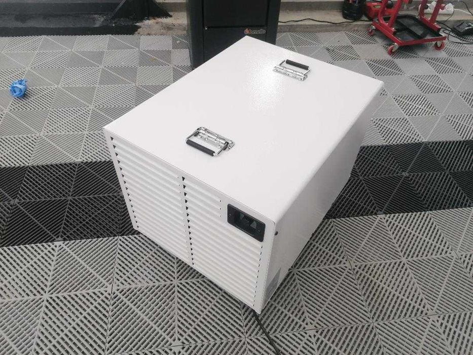 Inchiriem DEZUMIDIFICATOR / dezumidificatoare