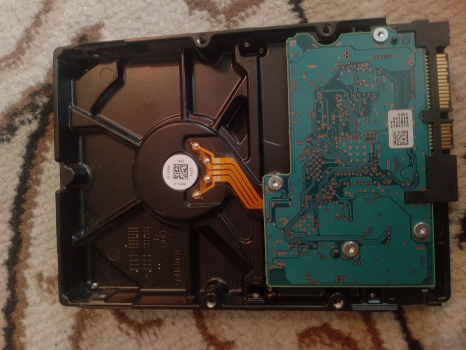 Toshiba на 1тб.                     .