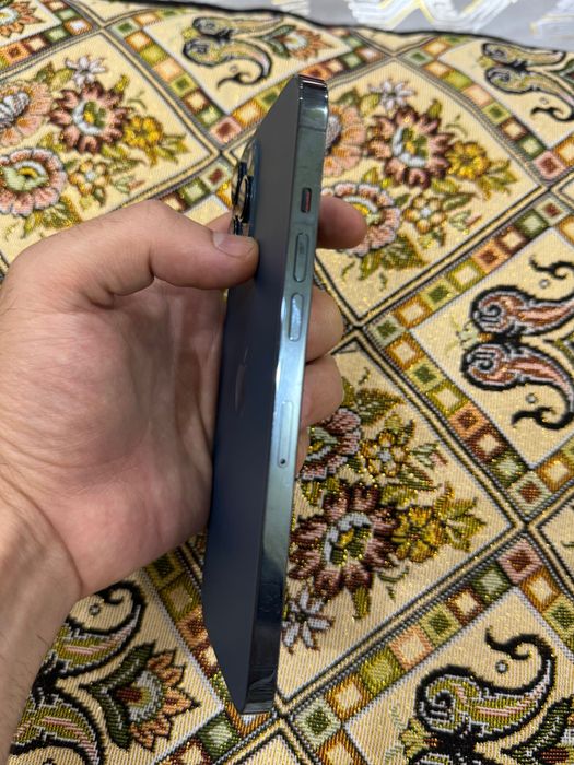 Телефон сотилади iPhone 12 Pro Max