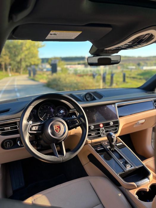 Porsche Macan 2024