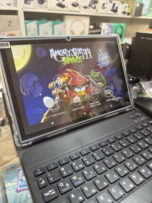 Планшет на андроиде модель G2000