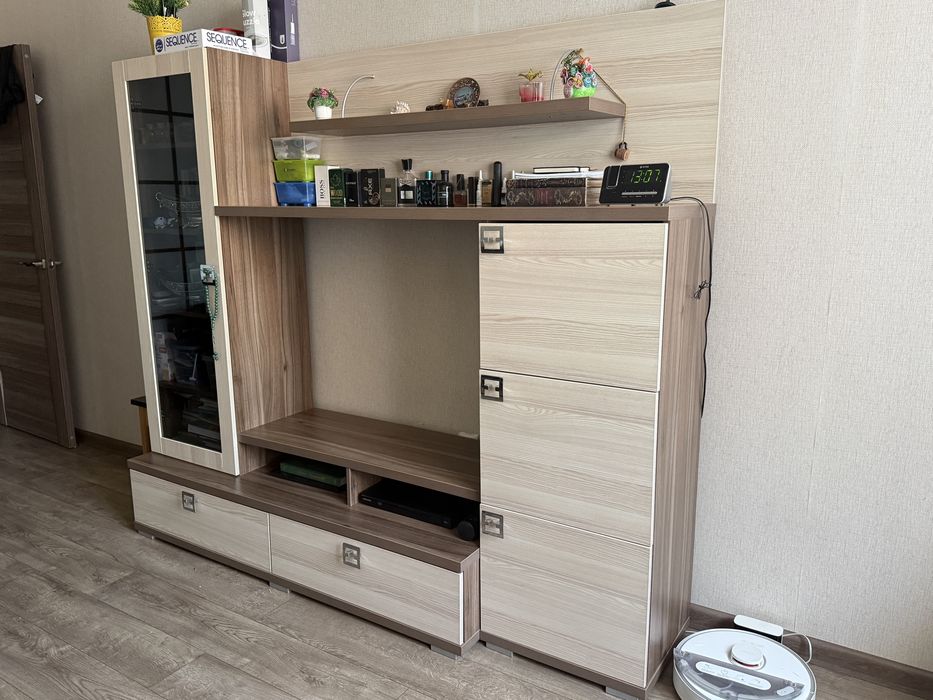 Продам стенку в отличном состочнии