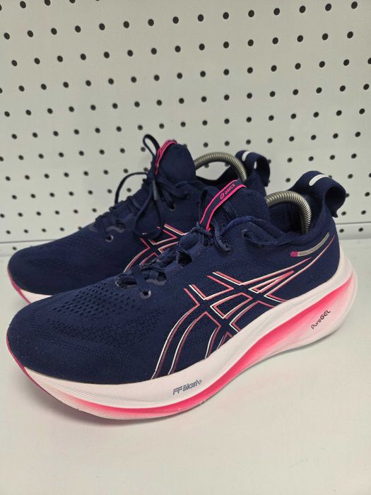 Оригинални дамски маратонки- Asics Gel Nimbus 26