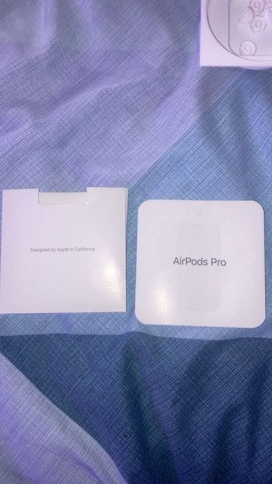 AirPods Pro 2nd generation with MagSafe Charging Case (USB-C)
