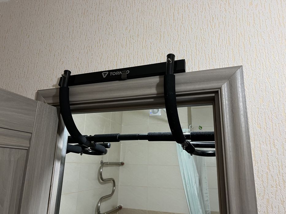 Дверной турник Doorgym Pull-Up Bar A-900