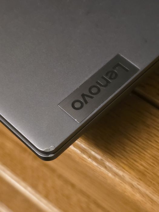 Laptop Leonovo Ideapad Pro 5 16APH8