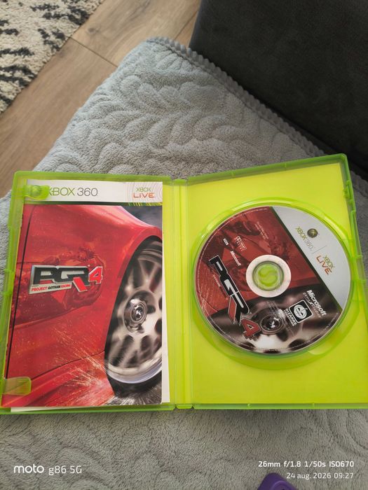 Vând joc project Gotham racing 4 (PGR 4) pt Xbox 360 și Xbox live.
