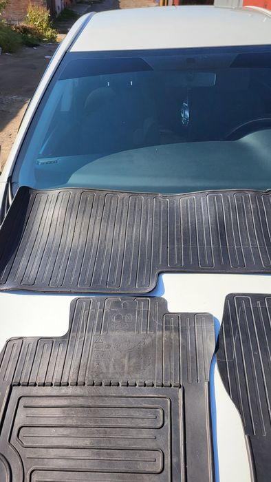 Коврики, полики тойота королла е180