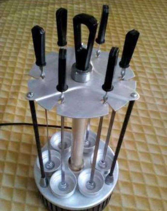 Продается электро шашлычница. Новая