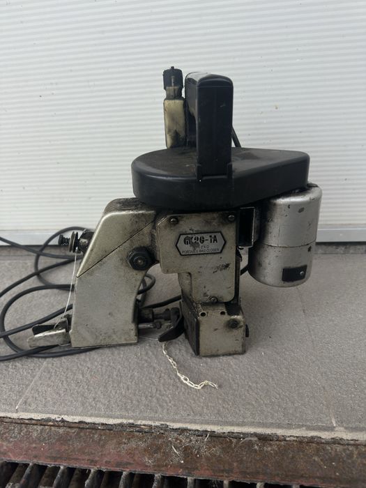 Машина за шиене на чували GK20-1A