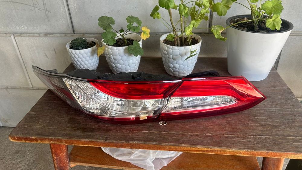 Камри 70 фары срочно срочно