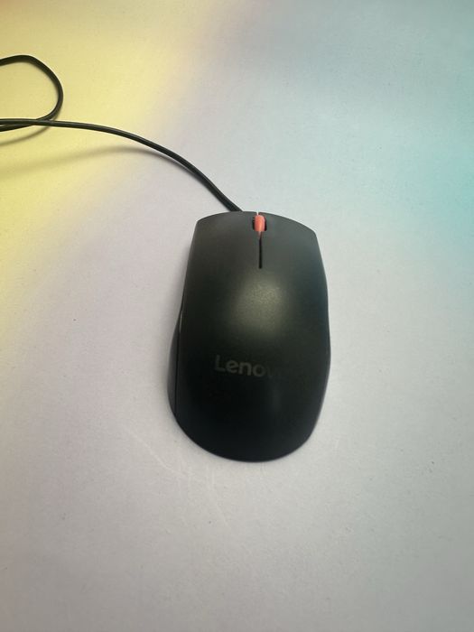 Mouse Lenovo cu fir USB
