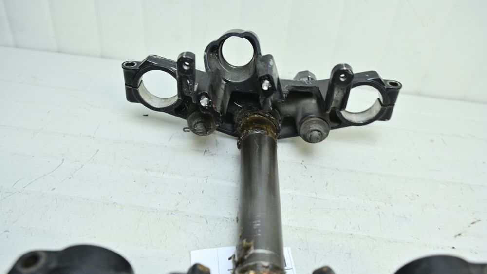 Jug Juguri Clema Inferior / Superior Furca Kawasaki Z750 2004