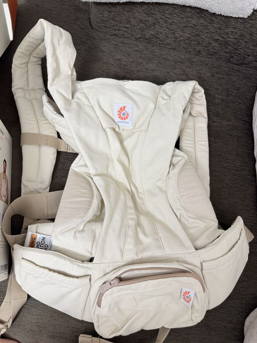 Sistem de purtare ErgoBaby Omni Deluxe