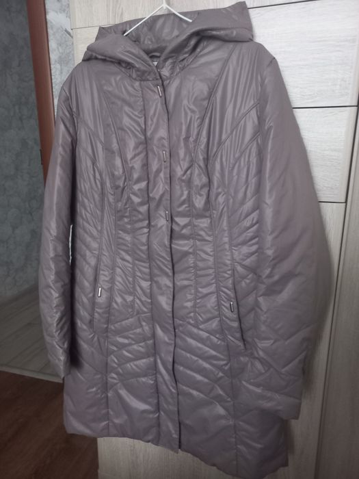 Продам демисезонную куртку