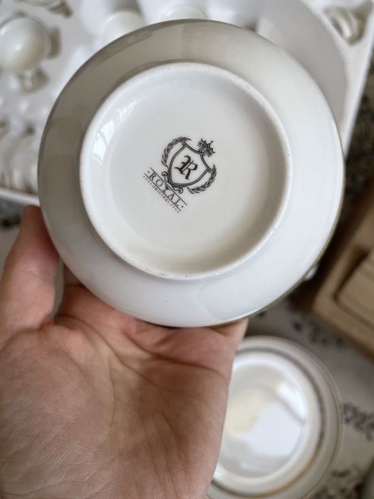 Продается посуда Royal