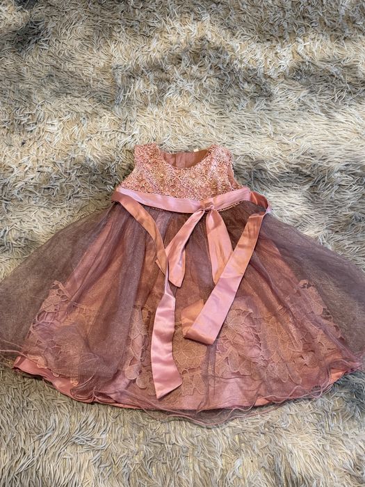 Продам детские вещи